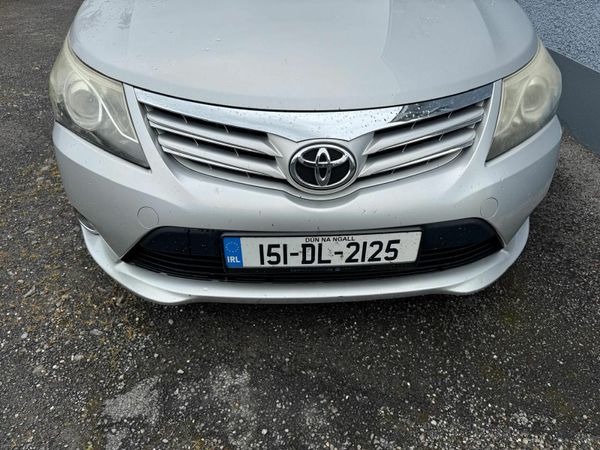 Toyota Avensis Saloon, Diesel, 2015, Silver