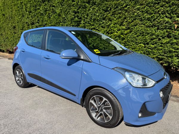 Hyundai i10 Hatchback, Petrol, 2017, Blue