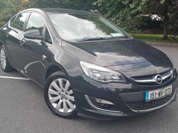 Opel Astra Saloon, Diesel, 2015, Black