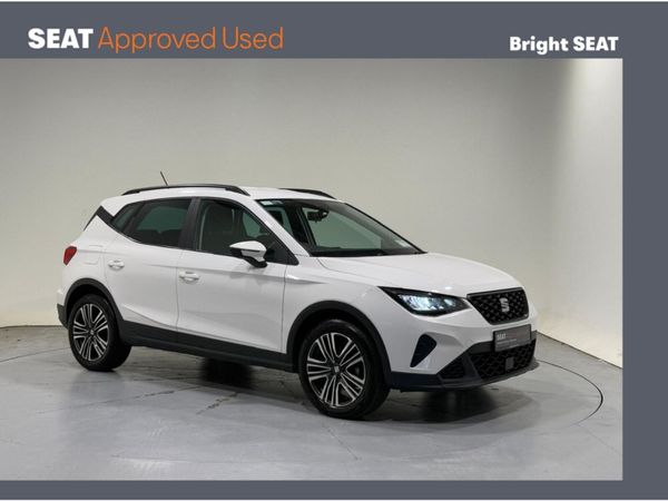 SEAT Arona Hatchback, Petrol, 2022, White