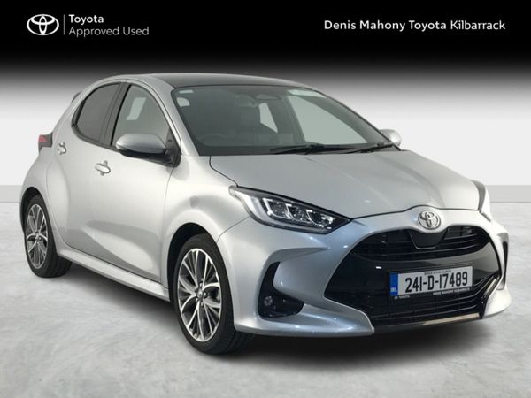 Toyota Yaris Hatchback, Petrol Hybrid, 2024, Silver