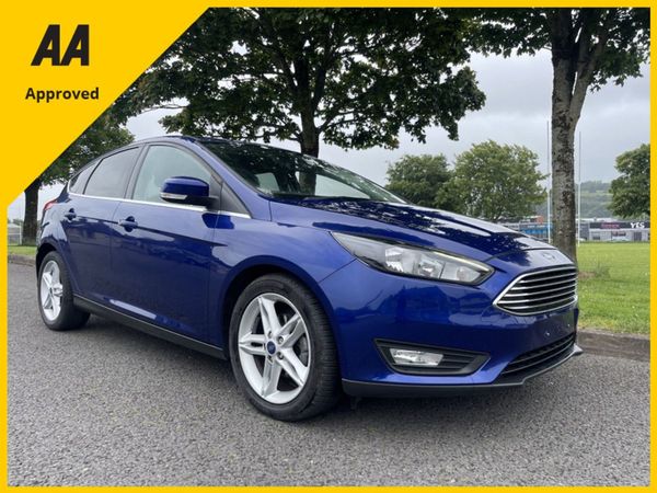 Ford Focus Hatchback, Petrol, 2018, Blue