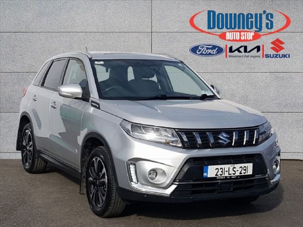 Suzuki Vitara SUV, Petrol Hybrid, 2023, Silver