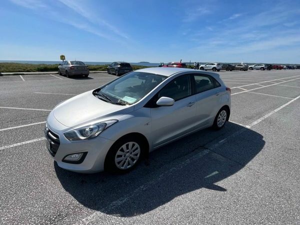 Hyundai i30 Hatchback, Diesel, 2015, Silver