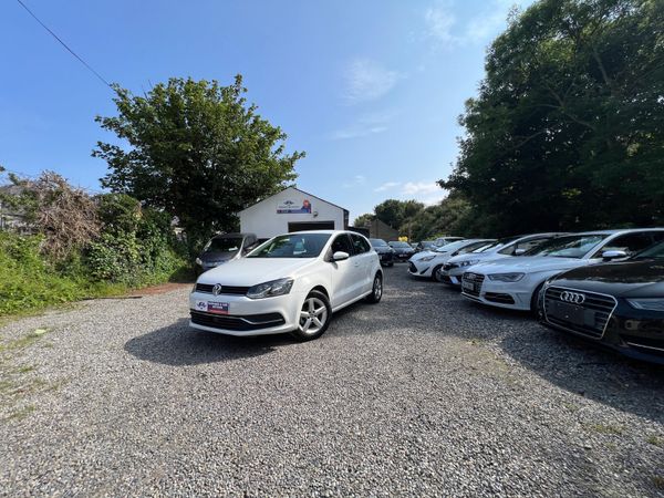 Volkswagen Polo Hatchback, Petrol, 2014, White