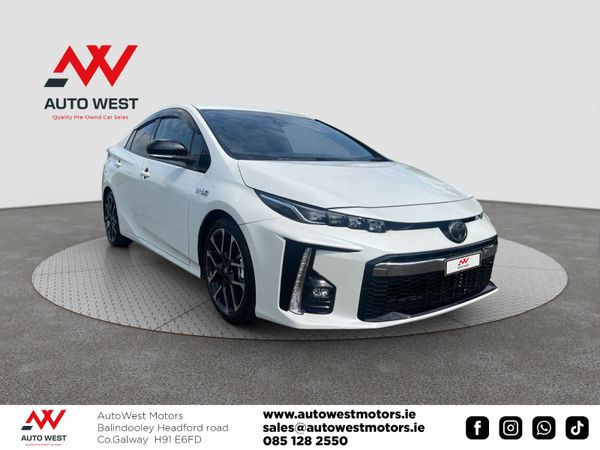 Toyota Prius Hatchback, Petrol Plug-in Hybrid, 2018, White