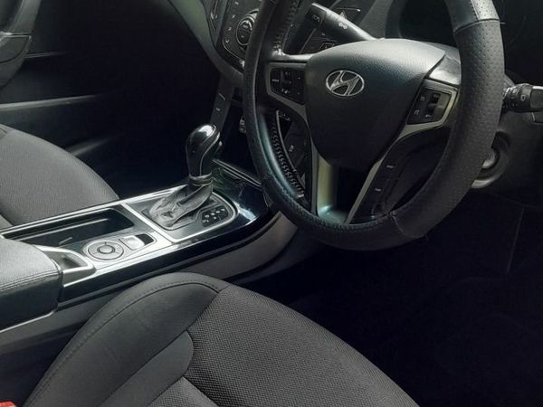 Hyundai i40 MPV, Diesel, 2013, Silver