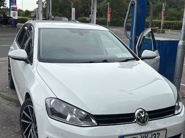 Volkswagen Golf Estate, Diesel, 2017, White