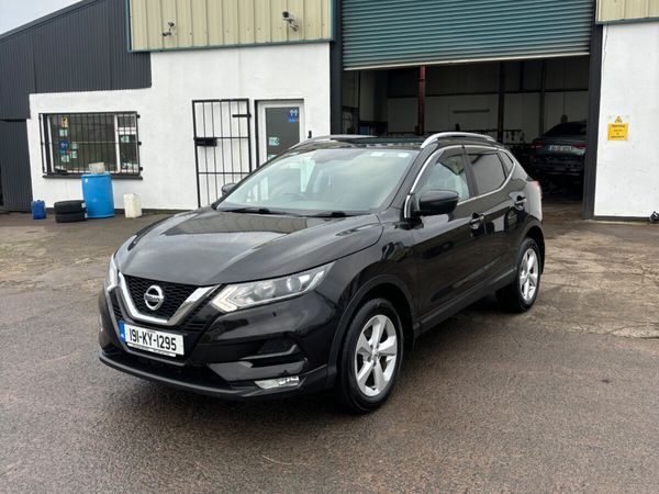 Nissan Qashqai Hatchback, Diesel, 2018, Black