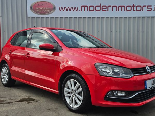 Volkswagen Polo Hatchback, Petrol, 2016, Red
