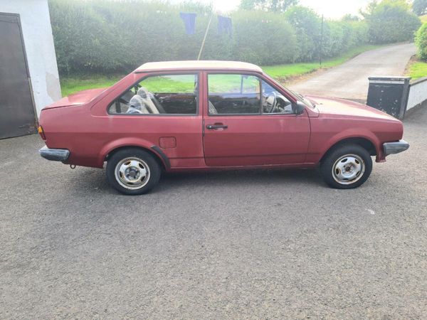 Volkswagen Polo Saloon, Petrol, 1984, Red