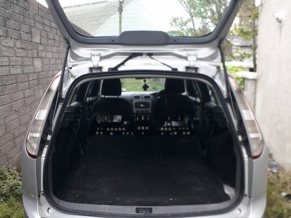 Ford Focus Estate, Diesel, 2010, Silver