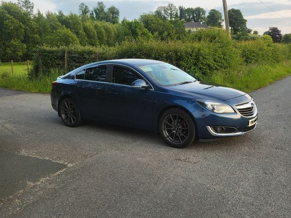 Opel Insignia Hatchback, Diesel, 2017, Blue
