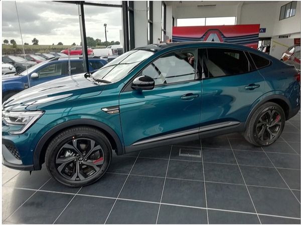 Renault Arkana Hatchback, Petrol, 2023, Blue