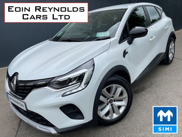 Renault Captur Hatchback, Petrol, 2021, White