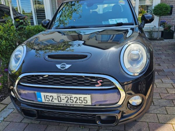 Mini Cooper Hatchback, Diesel, 2015, Black