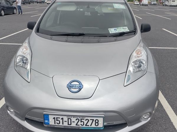 Nissan Leaf Hatchback, Electric, 2015, Silver