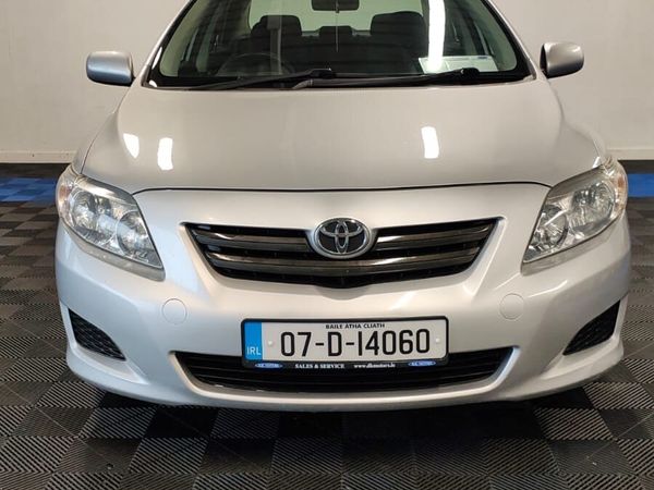 Toyota Corolla Saloon, Petrol, 2007, Silver