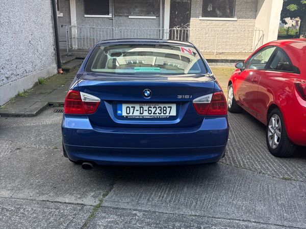 BMW 3-Series Saloon, Petrol, 2007, Blue