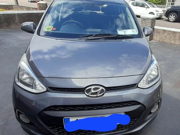 Hyundai i10 Hatchback, Petrol, 2015, Grey