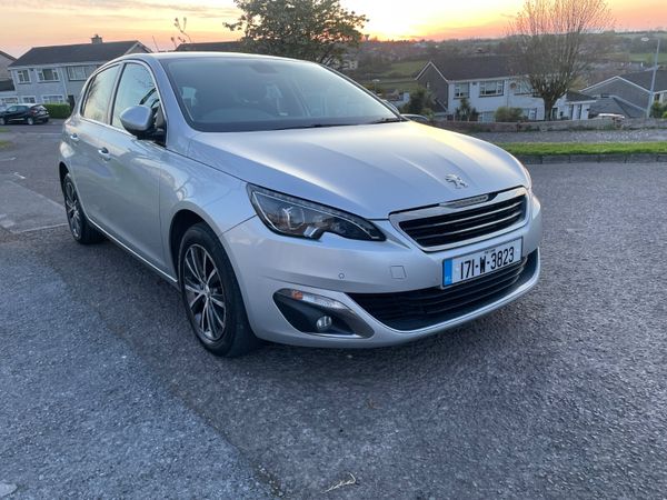 Peugeot 308 Hatchback, Diesel, 2017, Silver