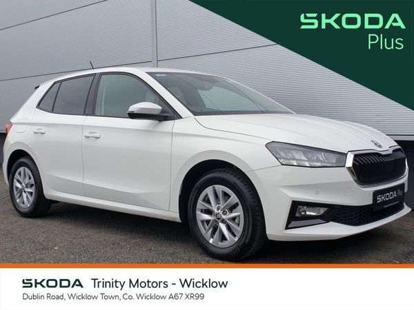 Skoda Fabia Hatchback, Petrol, 2025, White