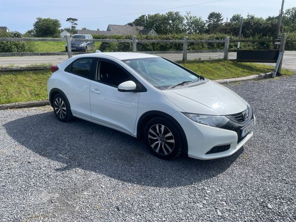 Honda Civic Hatchback, Diesel, 2014, White