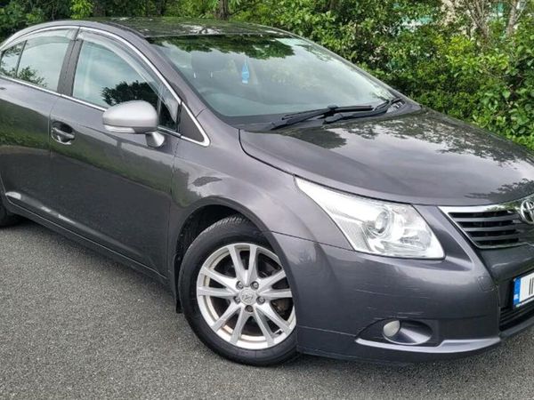 Toyota Avensis Saloon, Diesel, 2011, Grey