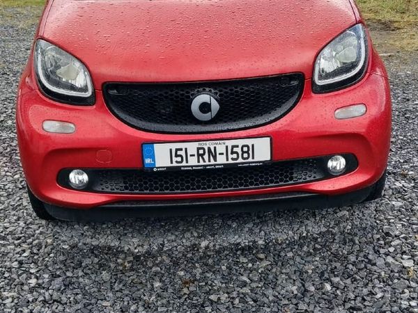 Smart Forfour Hatchback, Petrol, 2015, Red