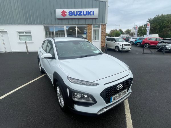 Hyundai KONA Hatchback, Petrol, 2018, White