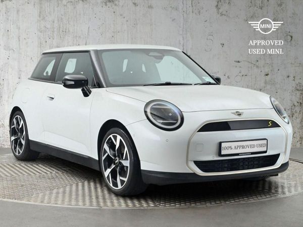 Mini Cooper Hatchback, Electric, 2024, White