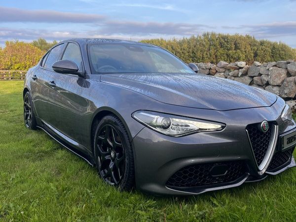 Alfa Romeo Giulia Saloon, Diesel, 2020, Grey
