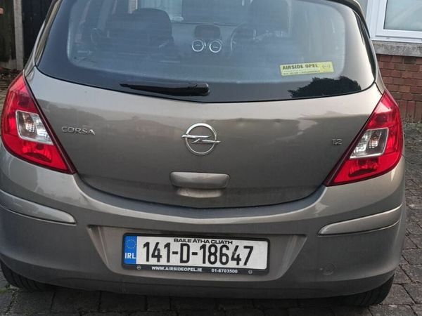 Opel Corsa Hatchback, Petrol, 2014, Brown