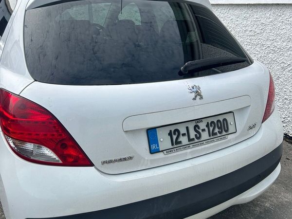 Peugeot 207 Hatchback, Diesel, 2012, White