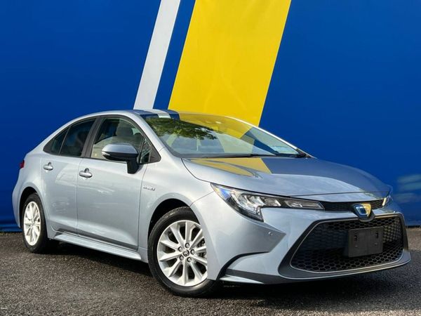 Toyota Corolla Saloon, Petrol Hybrid, 2019, Grey