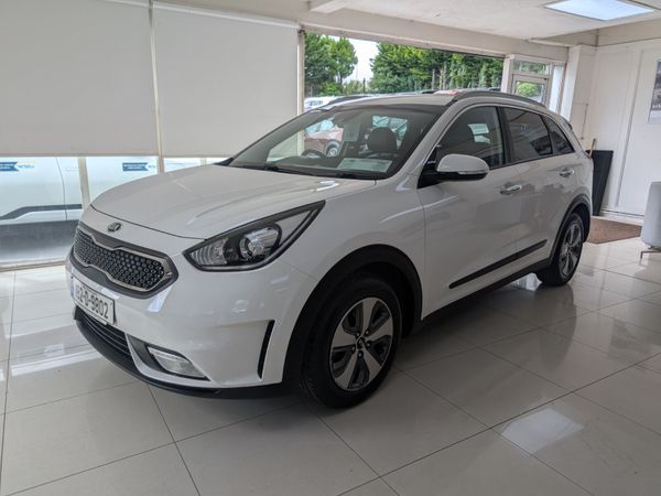 Kia Niro SUV, Hybrid, 2018, White