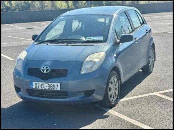 Toyota Yaris Hatchback, Petrol, 2007, Blue