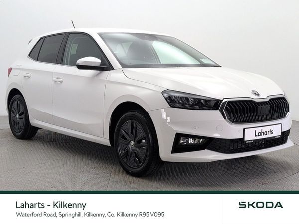 Skoda Fabia Hatchback, Petrol, 2025, White