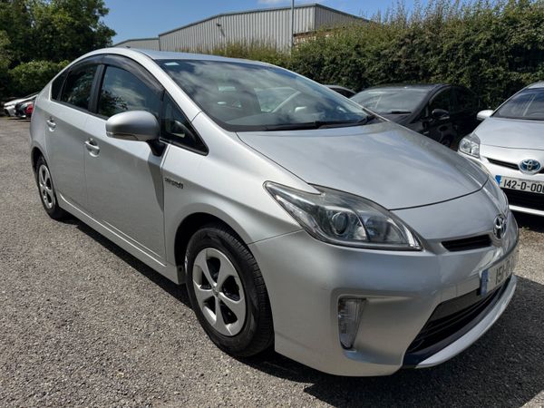 Toyota Prius Hatchback, Hybrid, 2015, Silver