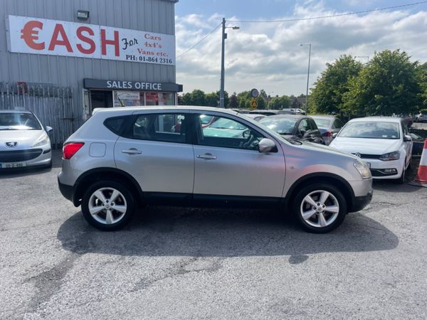 Nissan Qashqai Hatchback, Diesel, 2009, Silver
