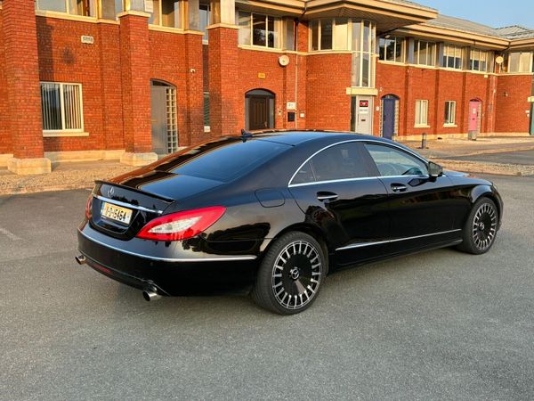 Mercedes-Benz CLS Coupe, Diesel, 2011, Black