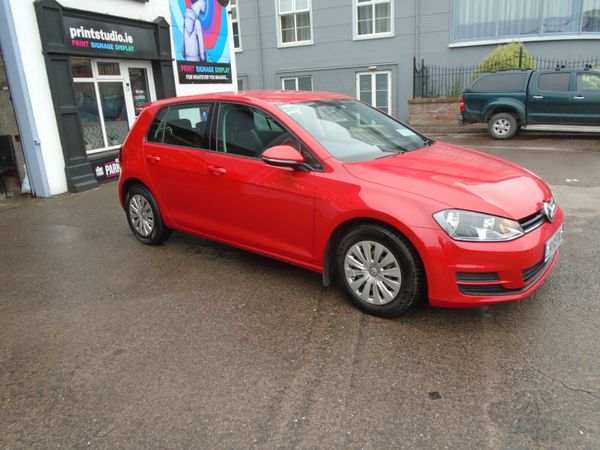 Volkswagen Golf Estate, Petrol, 2014, Red