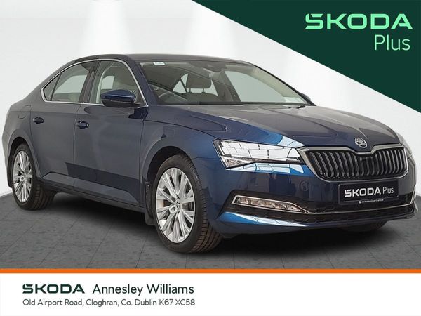 Skoda Superb Saloon, Petrol, 2023, Blue