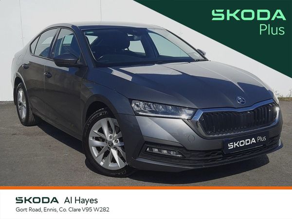 Skoda Octavia Saloon, Diesel, 2023, Grey