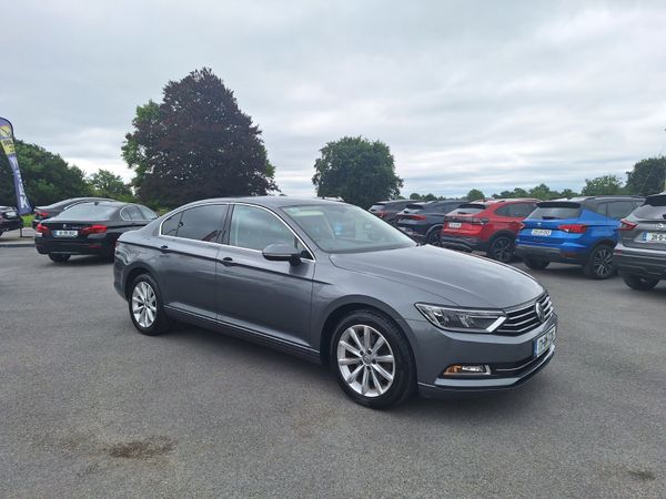 Volkswagen Passat Saloon, Diesel, 2017, Grey