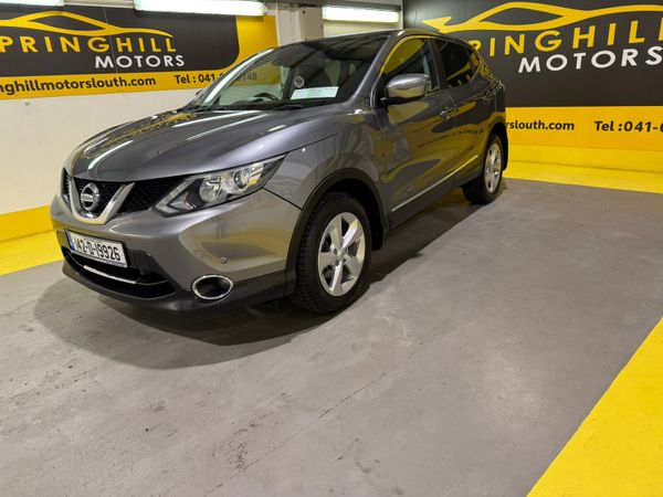 Nissan Qashqai Hatchback, Diesel, 2014, Grey