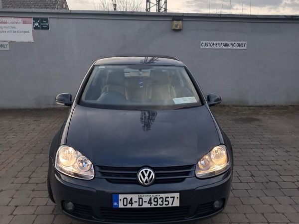 Volkswagen Golf Hatchback, Petrol, 2004, Blue