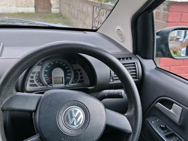 Volkswagen Fox Hatchback, Petrol, 2006, Black