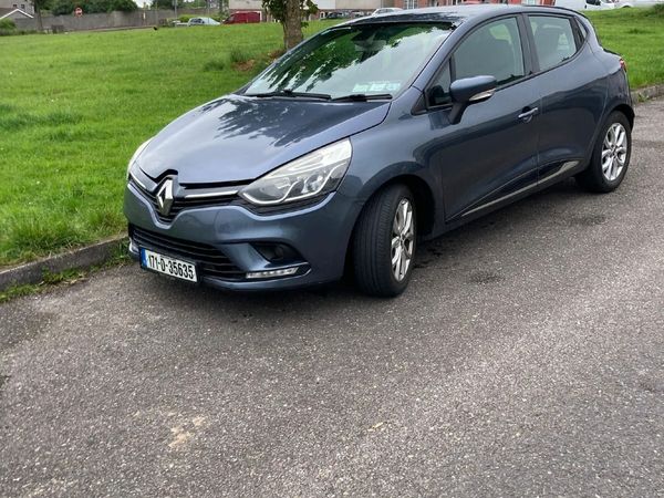 Renault Clio Hatchback, Petrol, 2017, Grey