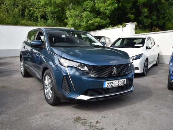 Peugeot 5008 SUV, Diesel, 2022, Blue
